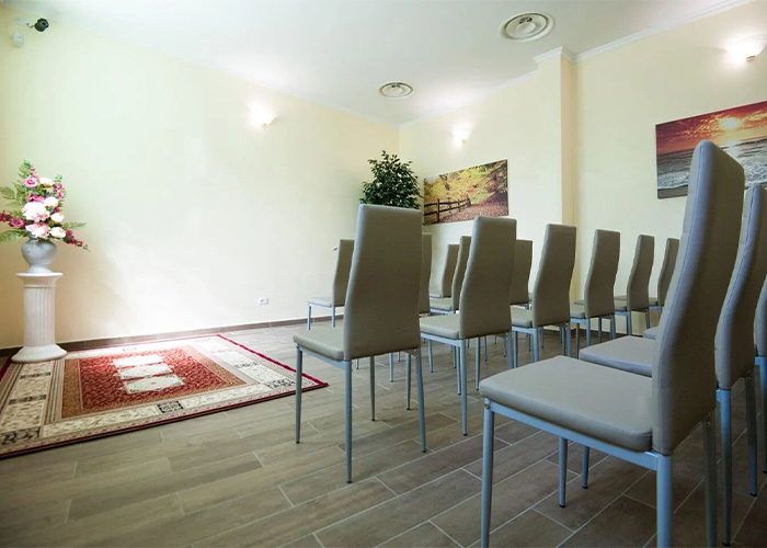 img-gallery